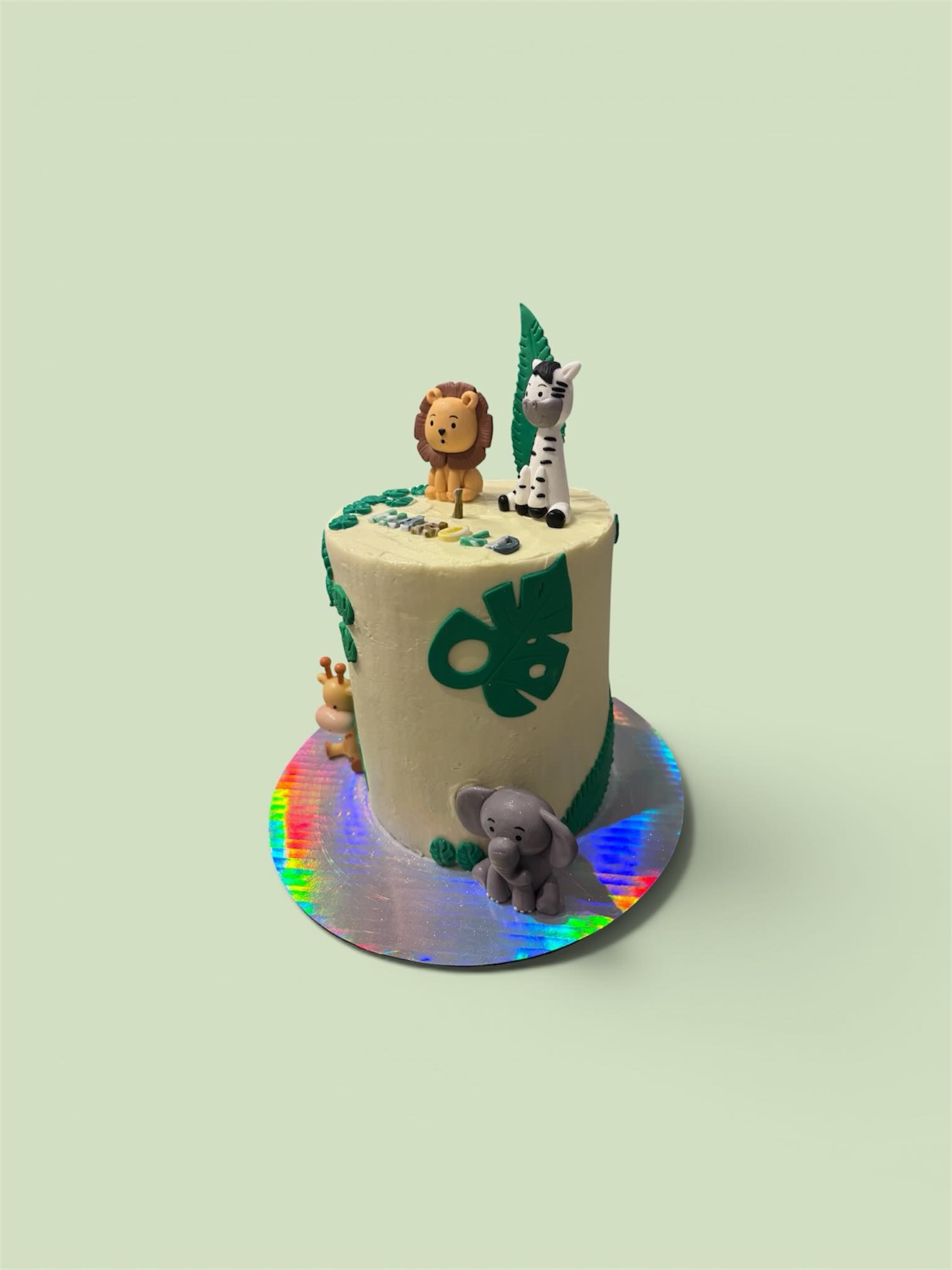 Safari jungle animals tall cake